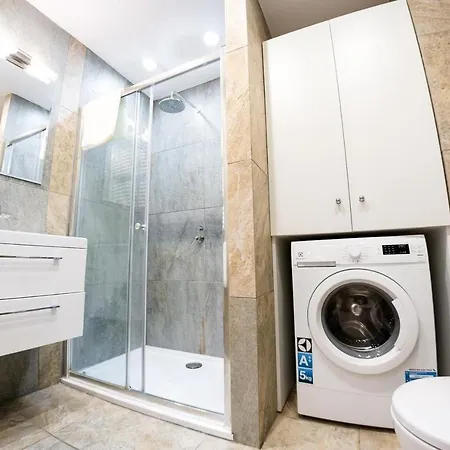 Cityhub Kilinskiego Apartment *